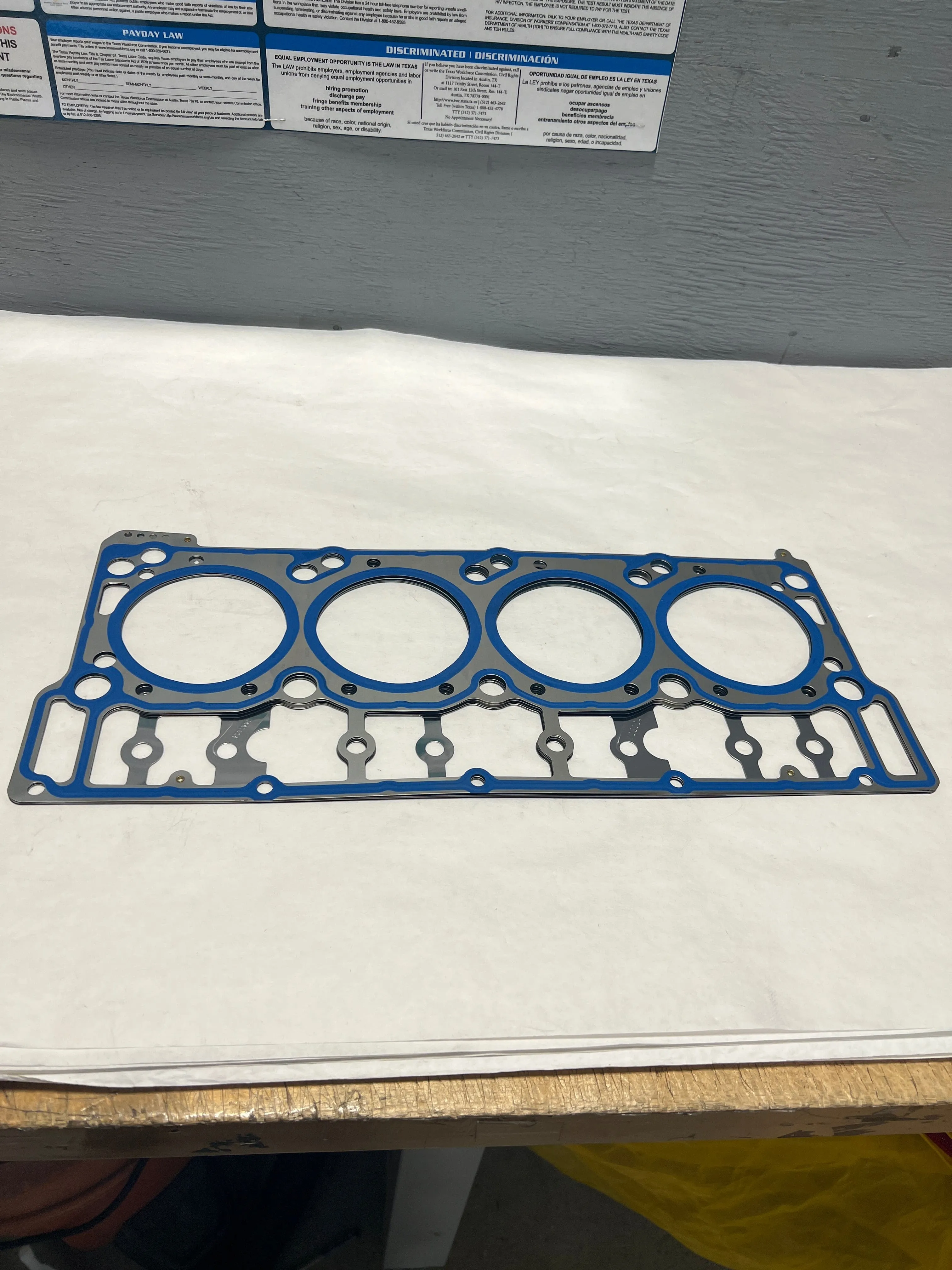 2005-2007 Ford F-250 F-350 6.0 Diesel Passenger Side head Gasket kit With Bolts