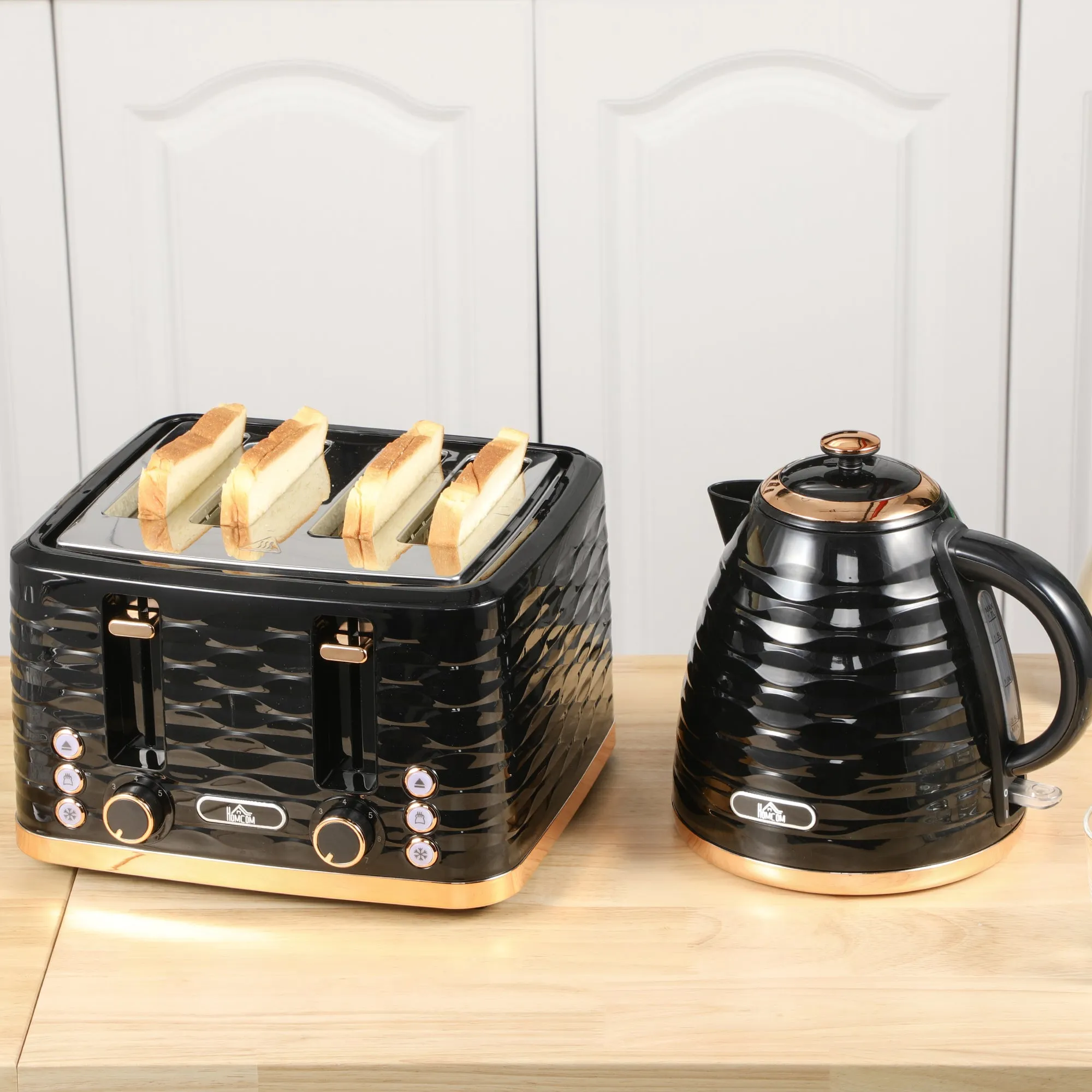 Kettle & Four Slice Toaster Set Black